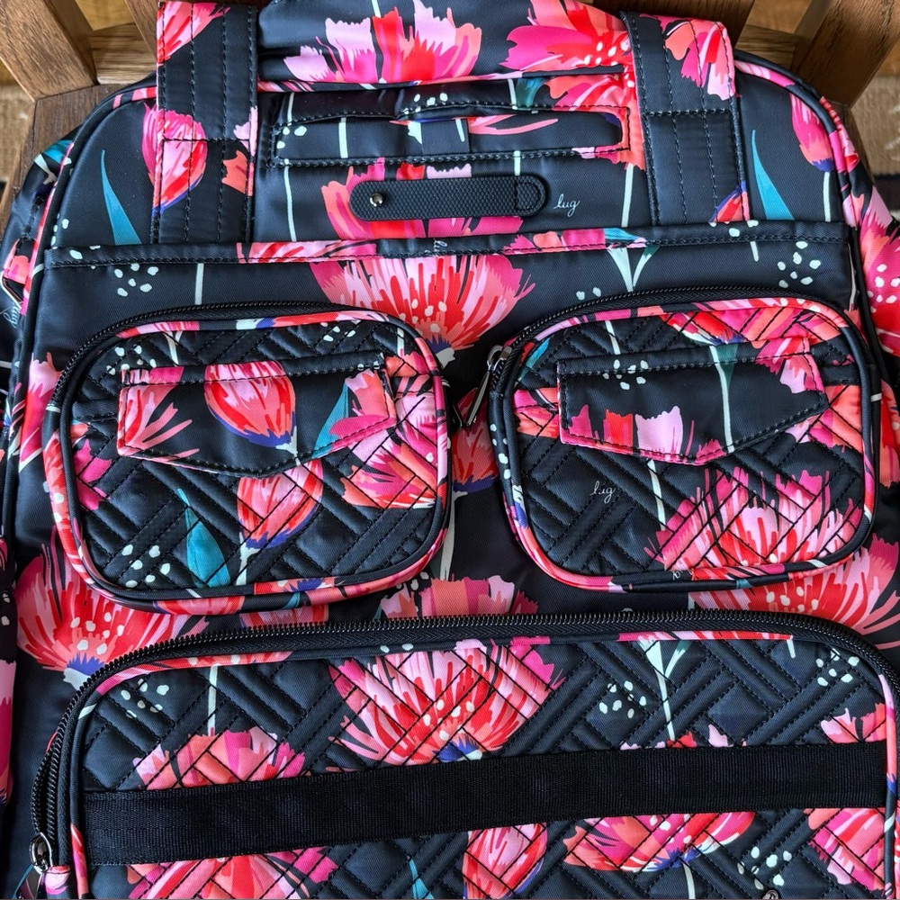 Lug Puddle Jumper LE Tote Bag. Pom Pom Floral Black. NWT - Picture 8 of 11